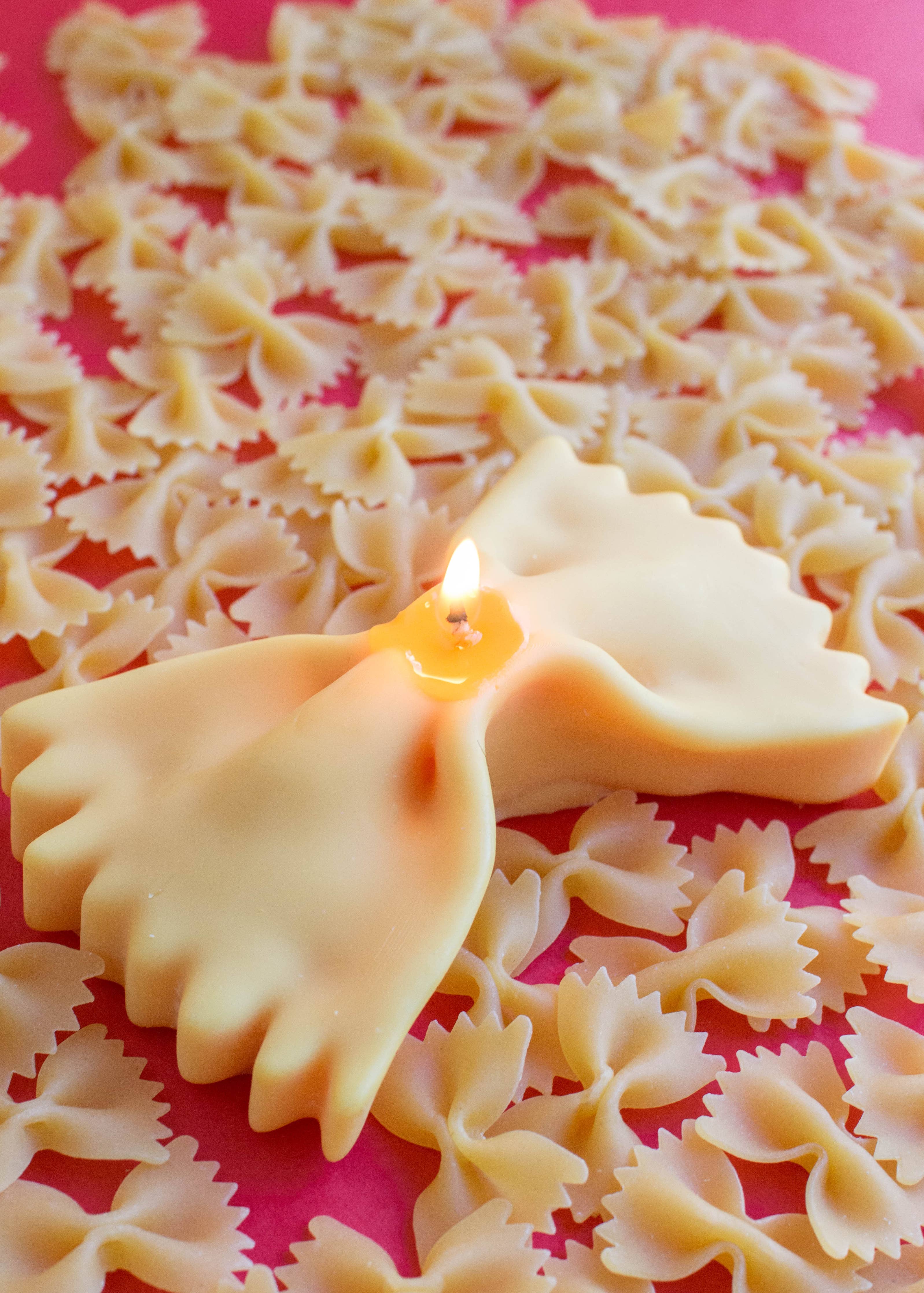 HereThe Farfalle Candle